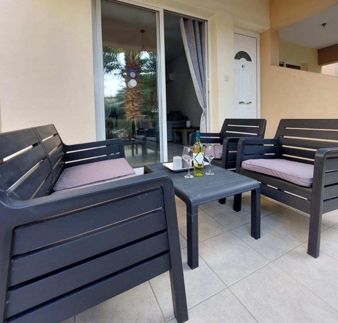 Joanne'S Cosy 1 Bdrm Apt Paphos Ngoại thất bức ảnh