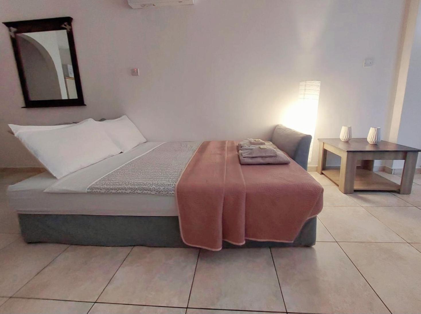 Joanne'S Cosy 1 Bdrm Apt Paphos Ngoại thất bức ảnh