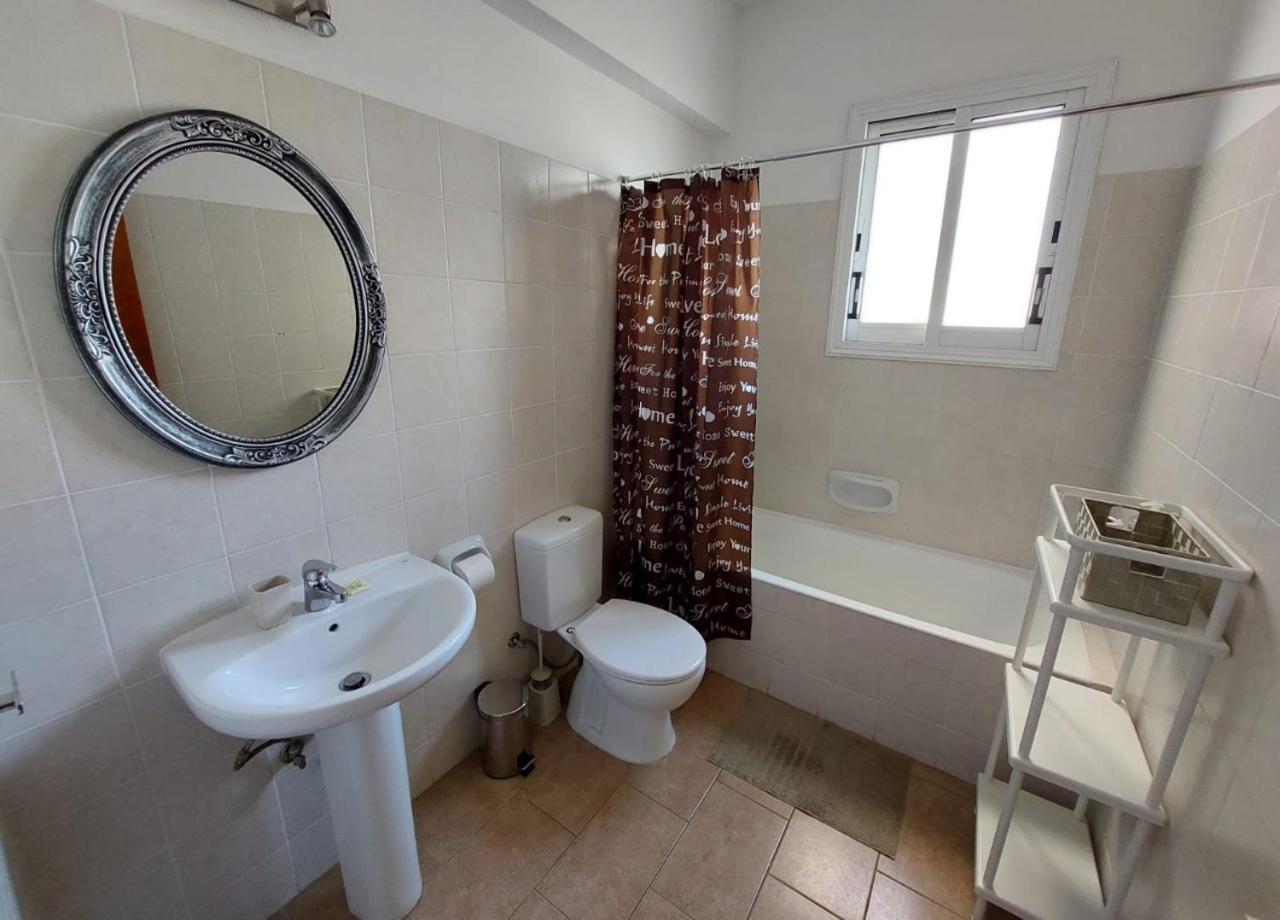 Joanne'S Cosy 1 Bdrm Apt Paphos Ngoại thất bức ảnh